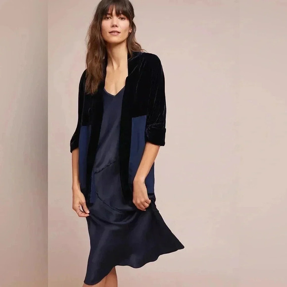 Anthropologie Tina & Jo Navy Blue Timeless Velvet Silk Cardigan Sweater Size S - Picture 2 of 7